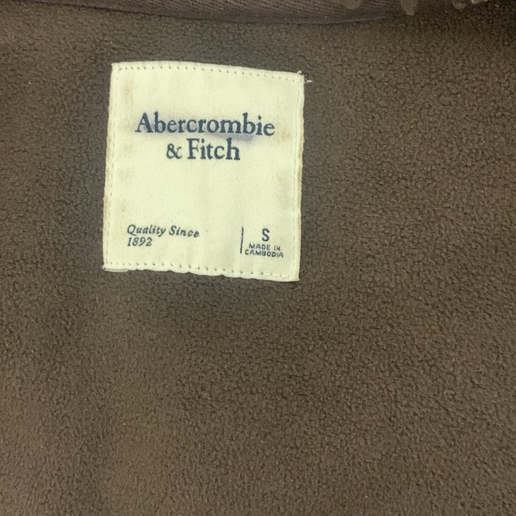 Abercrombie fleece & faux fur jacket - Picture 2 of 3